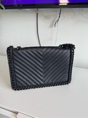 Amazon Black Quilted Chevron Chain Shoulder Bag